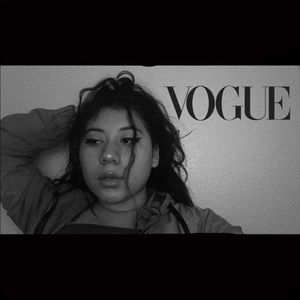 Meet your Posher, Alexandra